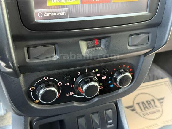 CAM GİBİ HATASIZ DEĞİŞENSİZ HASAR KAYITSIZ 2016 DUSTER 143.000KM