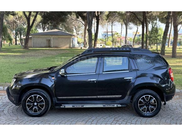 CAM GİBİ HATASIZ DEĞİŞENSİZ HASAR KAYITSIZ 2016 DUSTER 143.000KM
