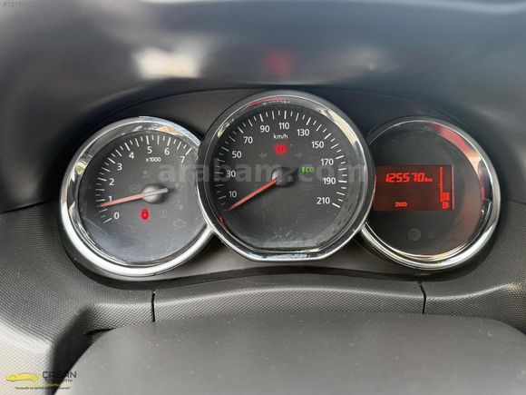 ÇAĞAN'DAN 2015 DUSTER 4X4 LAUREATE LOOK BOYASIZ 125.000KM