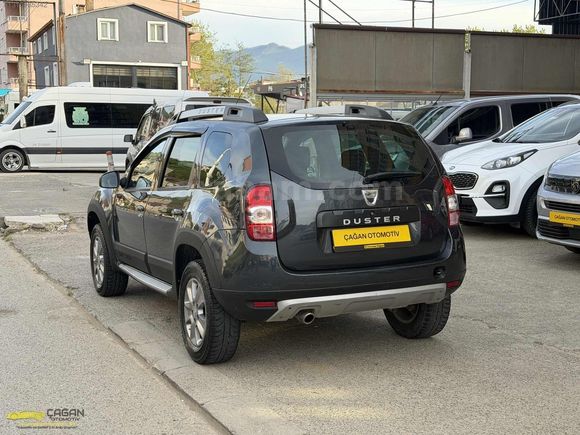ÇAĞAN'DAN 2015 DUSTER 4X4 LAUREATE LOOK BOYASIZ 125.000KM