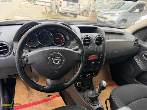 ÇAĞAN'DAN 2015 DUSTER 4X4 LAUREATE LOOK BOYASIZ 125.000KM