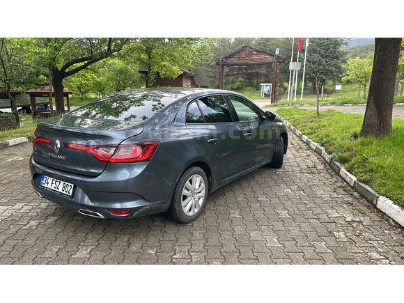Sahibinden Renault Megane 1.3 TCe Joy Comfort 2022 Model 