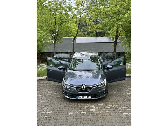 Sahibinden Renault Megane 1.3 TCe Joy Comfort 2022 Model 