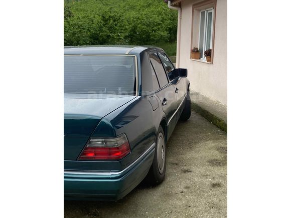Sahibinden Mercedes - Benz E 200 d 1995 Model transporter takaslı