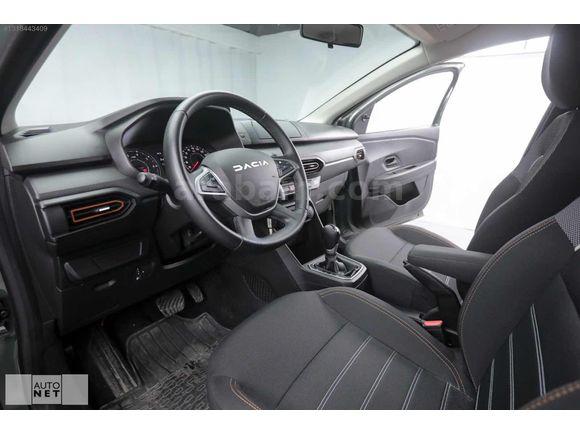 HATASIZ 2024 DACİA SANDERO 1.0 TCE EXPRESSİON