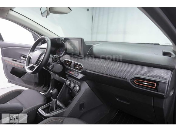 HATASIZ 2024 DACİA SANDERO 1.0 TCE EXPRESSİON