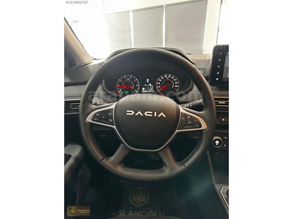 2025 10 BİN KM DACIA STEPWAY EXPRESSİON 1.0TCE 90BG CVT SADECE