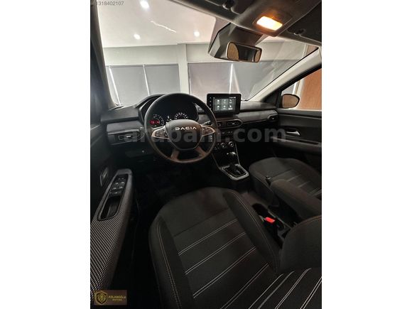 2025 10 BİN KM DACIA STEPWAY EXPRESSİON 1.0TCE 90BG CVT SADECE