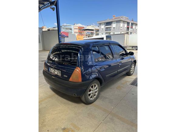 Sahibinden Renault Clio 1.4 RXT 2001 Model İzmir