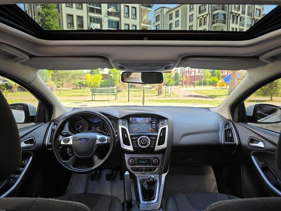 Galeriden Ford Focus 1.6 Ti-VCT Titanium X 2013 Model Adana
