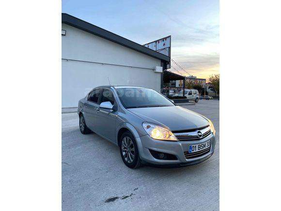 Sahibinden Opel Astra 1.6 Edition 2012 Model  261.000 km Mavi