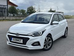 GÜNMOT DAN 2018 HYUNDAİ İ20 MAKYAJLI KASA 76.000 KM KARTA TAKSİT