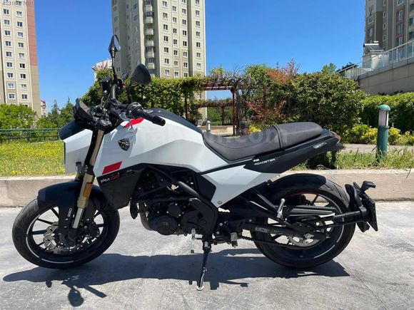 2024 250\u0027LİK 1.000 KM HATASIZ ÇİZİKSİZ (KREDİ KARTI GEÇERLİDİR)
