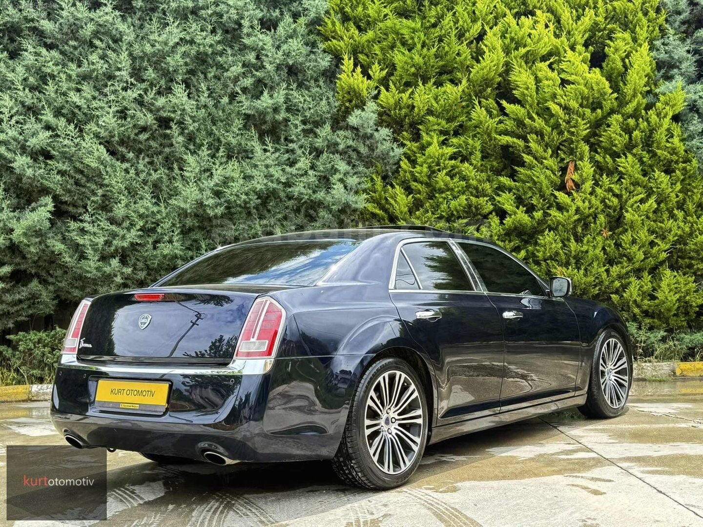 Galeriden Lancia Thema 3.0 CRD 2012 Model Düzce 175.000 km Lacivert 6