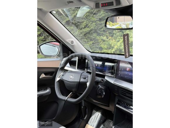NEWMOTORSDAN HATASIZ BOYASIZ DÜŞÜK KM ÖZEL RENK FRONTERA