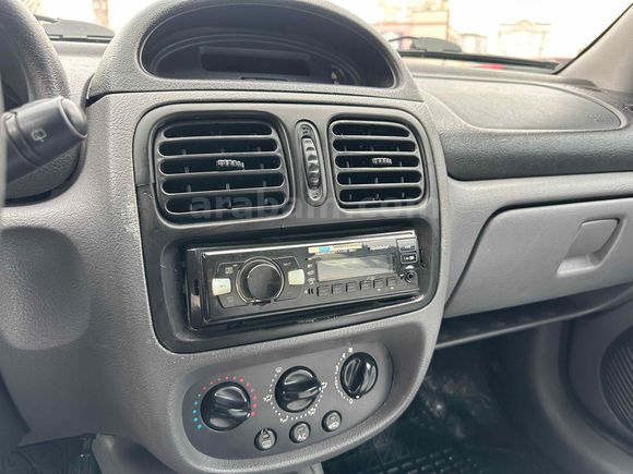 Sahibinden Renault Clio 1.4 RXT 2001 Model 