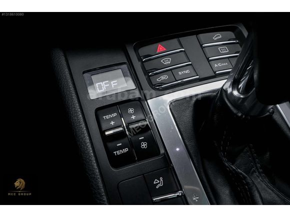 2016 PORSCHE MACAN CAM TAVAN BAYİ DÜŞÜK KM