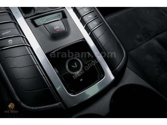 2016 PORSCHE MACAN CAM TAVAN BAYİ DÜŞÜK KM