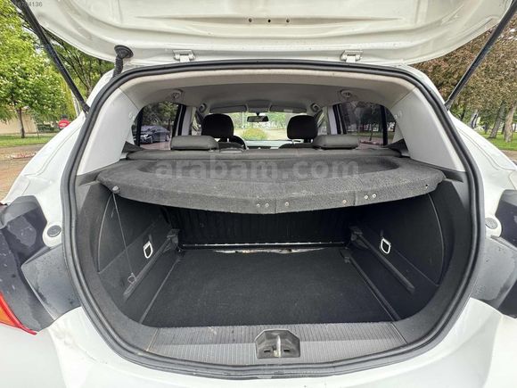 2016 MODEL OPEL CORSA 1.3 ESSENTİA EXTRALI