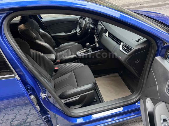 Sahibinden Renault Clio 1.0 TCe Techno Esprit Alpine 2024 Model 