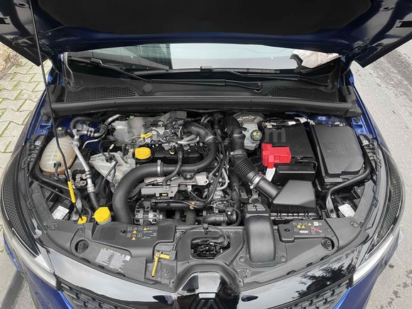 Sahibinden Renault Clio 1.0 TCe Techno Esprit Alpine 2024 Model 