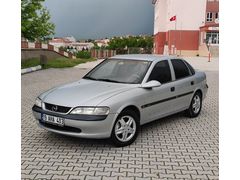 DEĞİŞENSİZZ ÇOK TEMİZ OPEL VECTRA AİLE ARACI