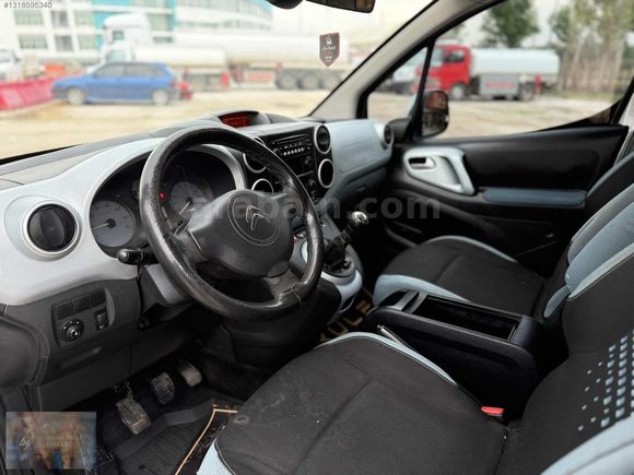 BALIKÇIOĞLU OTOMOTIV'DEN 2012 CİTROEN BERLİNGO 1.6 MULTİSPACE