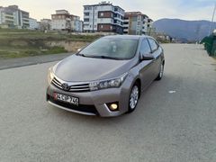 MEMURDAN DÜŞÜK KM  EMSALSİZ TEMİZLİKTE LANSMAN RENGİ COROLLA