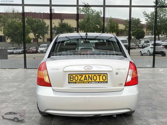 BOZAN OTOMOTİV DEN 2011 HUNDAİ ACCENT ERA SELECT EN FULU
