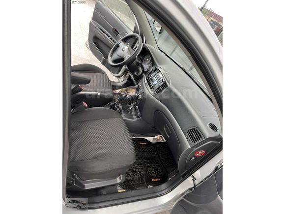 BOZAN OTOMOTİV DEN 2011 HUNDAİ ACCENT ERA SELECT EN FULU