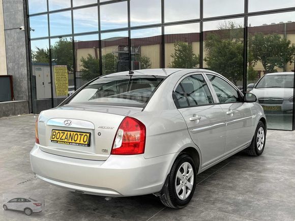 BOZAN OTOMOTİV DEN 2011 HUNDAİ ACCENT ERA SELECT EN FULU
