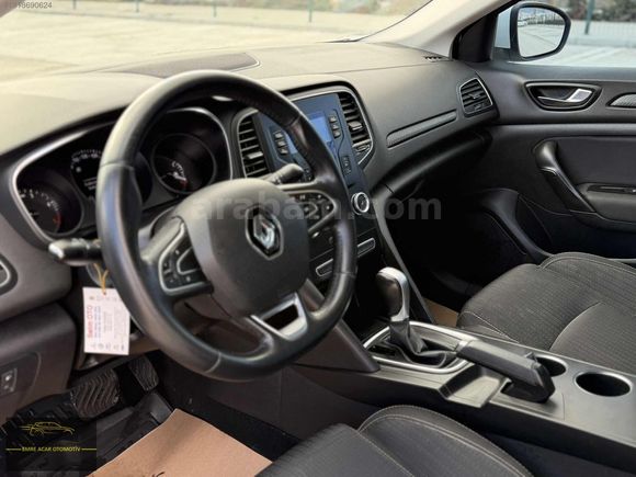 BOYASIZ 2020 RENAULT MEGANE 1.5 BLUE DCİ TOUCH EDC 183.000 KM