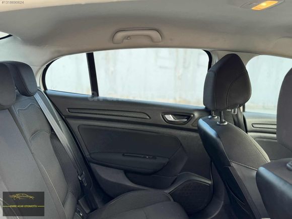 BOYASIZ 2020 RENAULT MEGANE 1.5 BLUE DCİ TOUCH EDC 183.000 KM