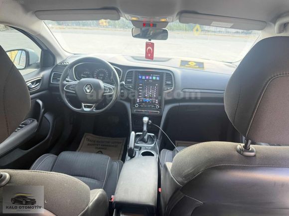 2020 MODEL MEGAN 1.5 TOUCH TESLA EKRANLI BİR PARÇA LOKAL BOYALI