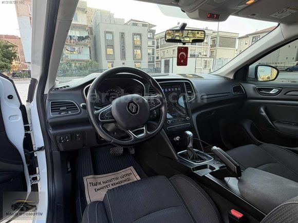 2020 MODEL MEGAN 1.5 TOUCH TESLA EKRANLI BİR PARÇA LOKAL BOYALI