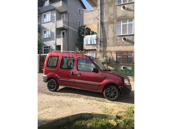 Sahibinden Renault Kangoo 1.4 RTE 2000 Model Kocaeli