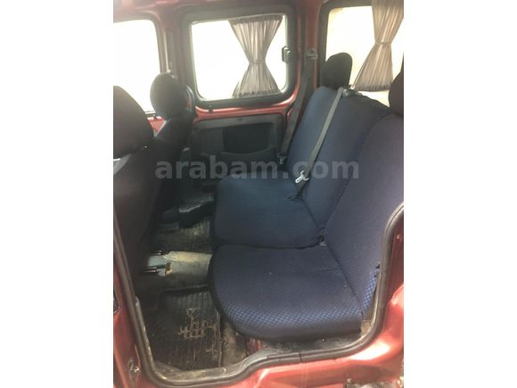 Sahibinden Renault Kangoo 1.4 RTE 2000 Model Kocaeli