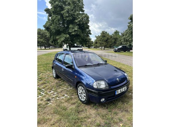 2000 MODEL DÜŞÜK KM KLİMALI TEMİZ AİLE ARACI 
