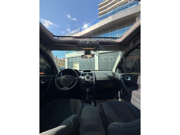 HATASIZ BOYASIZ CAM TAVAN 1.5DCİ EN DOLUSU