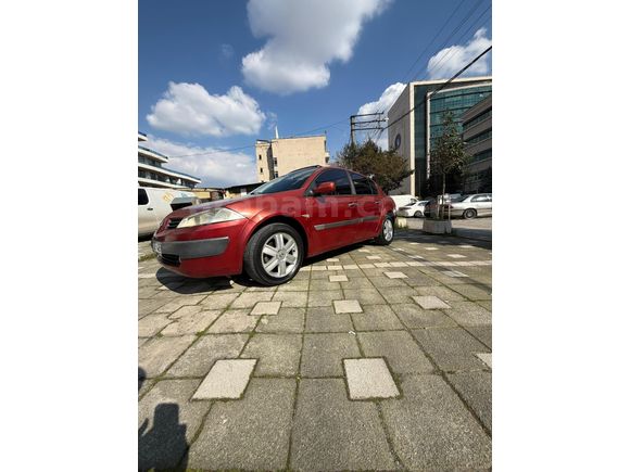 HATASIZ BOYASIZ CAM TAVAN 1.5DCİ EN DOLUSU