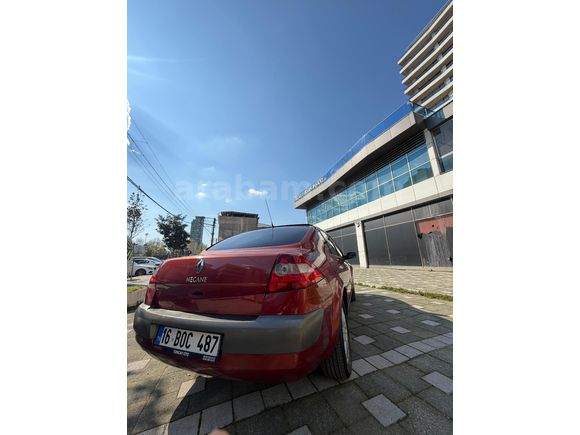 HATASIZ BOYASIZ CAM TAVAN 1.5DCİ EN DOLUSU