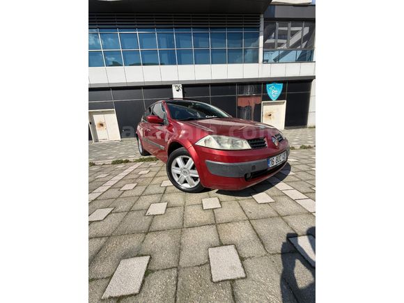 HATASIZ BOYASIZ CAM TAVAN 1.5DCİ EN DOLUSU