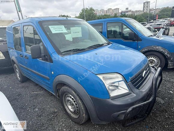 ALDATMAZ PLAZA'DAN 2009 MODEL FORD TRANSİT CONNECT CAMLIVAN