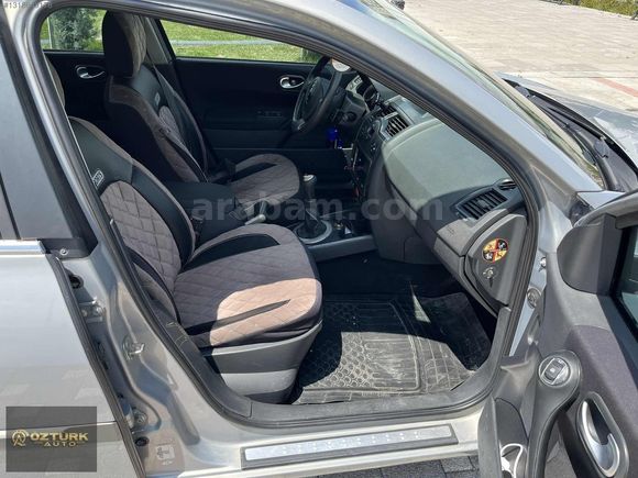 ÖZTÜRKAUTO'dan HATASIZ DEĞİŞENSİZ MEGANE2 DYNAMİC