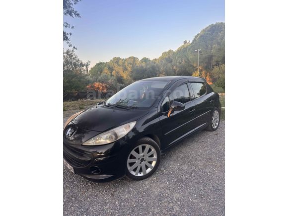 Sahibinden Peugeot 207 1.4 Trendy 2008 Model 