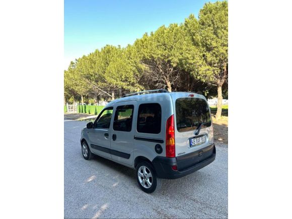 Galeriden Renault Kangoo Multix 1.5 dCi Expression 2004 Model Manisa
