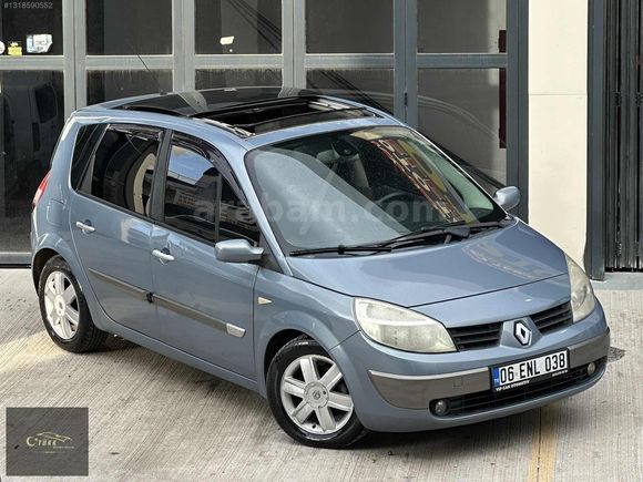KUSURSUZ CAM TAVAN DÜŞÜK KM AİLE ARACI
