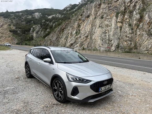 2023 FOCUS SW YETKİLİ SERVİS BAKIMLI TEMİZ ARAÇ