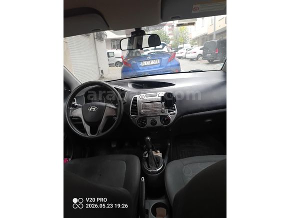 Sahibinden Hyundai i20 1.4 CRDi Team 2012 Model  292.000 km Beyaz