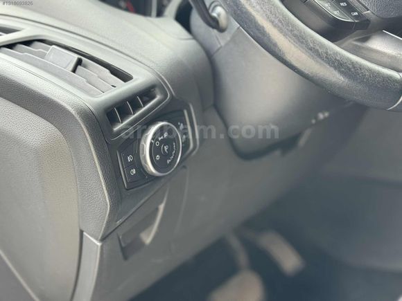 2016 FORD FOCUS OTOMATİK/DEĞİŞENSİZ